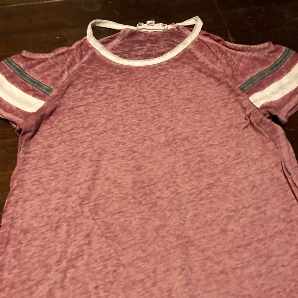 Cute off shoulder t-shirt